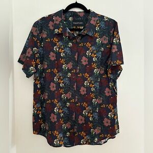 Wildfang xl NWT ultimate wildflower Essential short sleeve button up